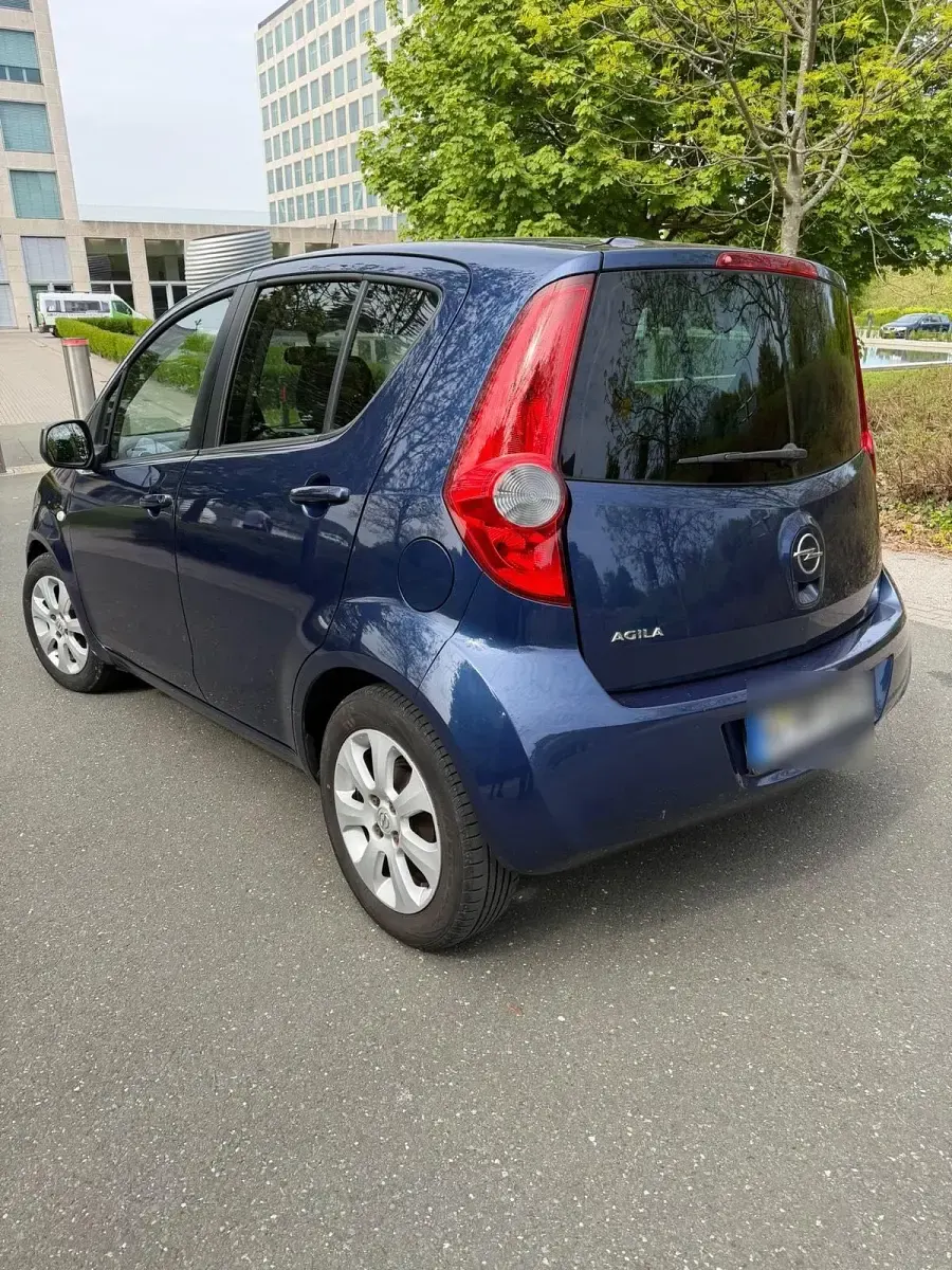 Gebraucht Opel Agila 60 PS (44 kW) 2010 Blau Kleinwagen
