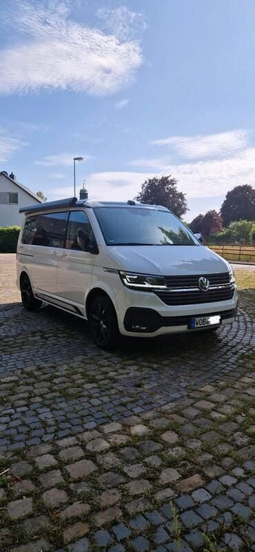 Weiß Gebraucht 2023 VW T6.1 Edition Van | 67.999 € (Fairer Preis) - Bild 1/4