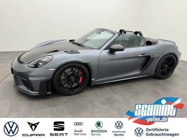 Vanadiumgraumetallic Gebraucht 2024 Porsche 718 Spyder Sport Cabrio | 174.900 € (Fairer Preis) - Bild 1/4