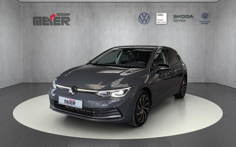 Gebraucht VW Golf VIII Move 130 PS (95 kW) 2023 Grau Limousine