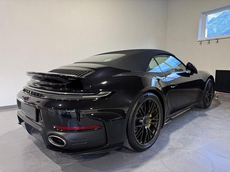 Neu Porsche 911 711 PS (522 kW) 2026 Schwarz Cabrio