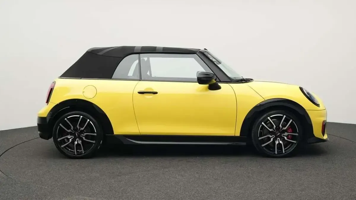 Gebraucht Mini John Cooper Works Cabriolet 231 PS (169 kW) 2025 Gelb Cabrio