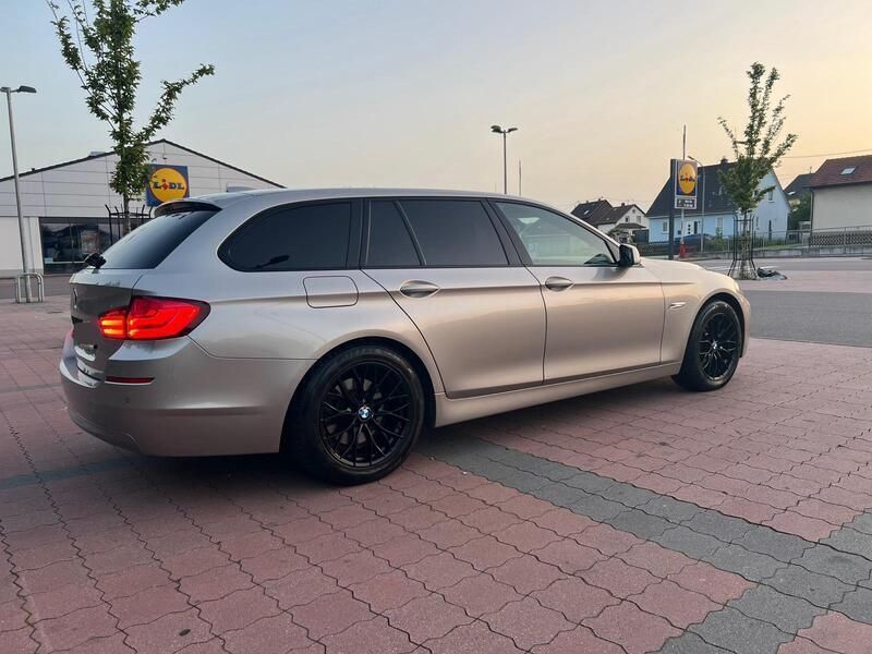 Beige Gebraucht 2013 BMW 525 Kombi | 9.700 € (Superpreis) - Bild 1/4