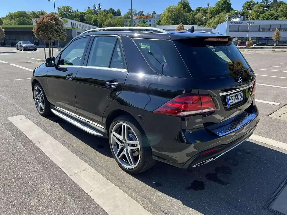 Gebraucht Mercedes GLE500 AMG 455 PS (334 kW) 2017 Schwarz SUV