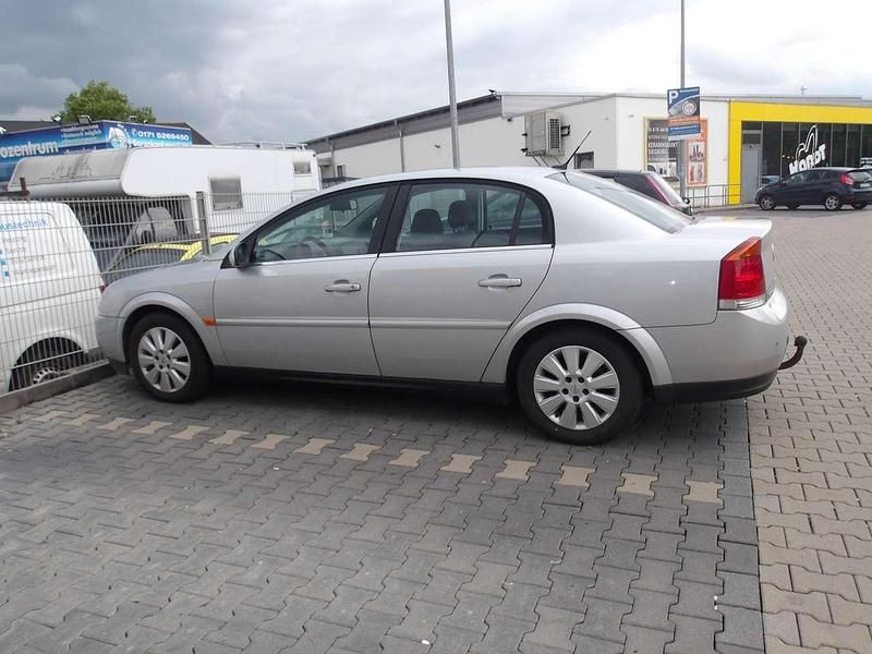 Gebraucht Opel Vectra 147 PS (108 kW) 2002 Silber Limousine