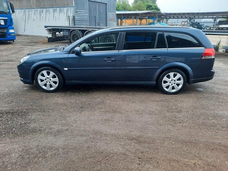Gebraucht Opel Vectra Cosmo 155 PS (114 kW) 2008 Blau Kombi
