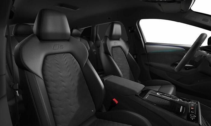 Second-hand Audi A6 e-tron Ambiente 314 kW (428 CP) 2025 Gri Break
