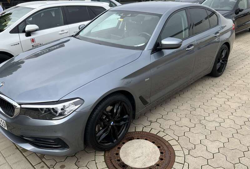 Gebraucht 2017 BMW 520 Sport Line Limousine | 25.000 € (Guter Preis) - Bild 1/4