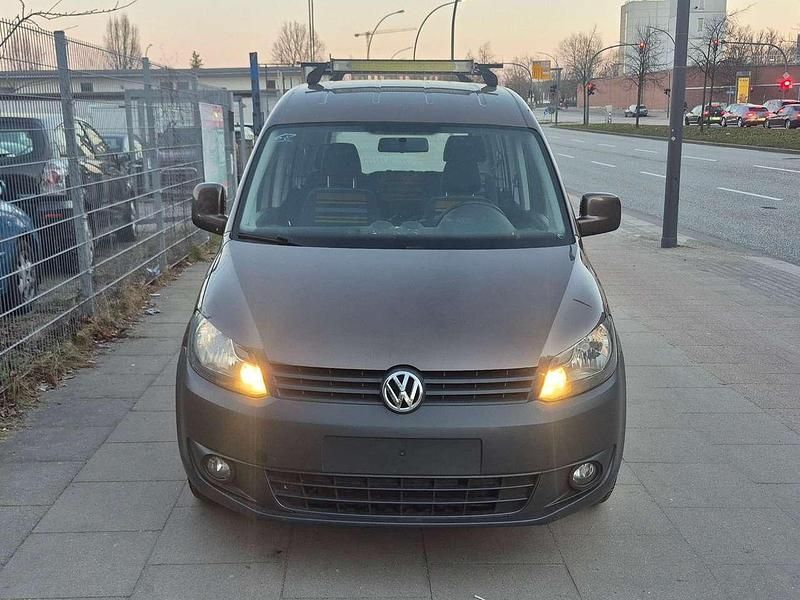 Gebraucht VW Caddy Trendline 86 PS (63 kW) 2013 Toffeebraun metallic Van / Kleinbus