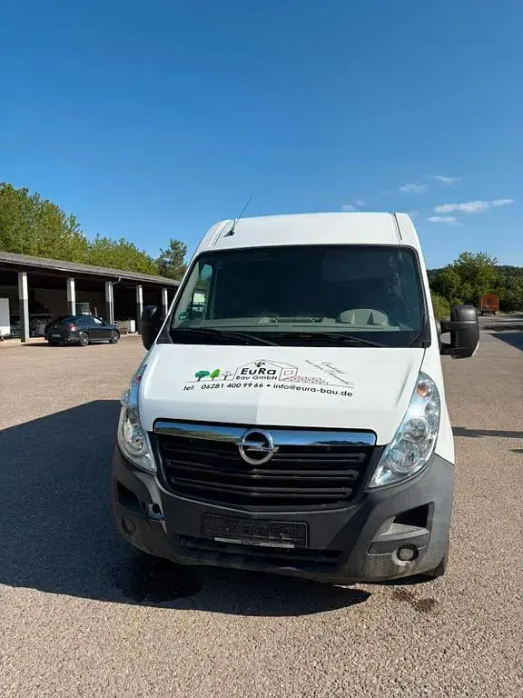 Gebraucht Opel Movano 170 PS (125 kW) 2017 Weiß Van / Kleinbus
