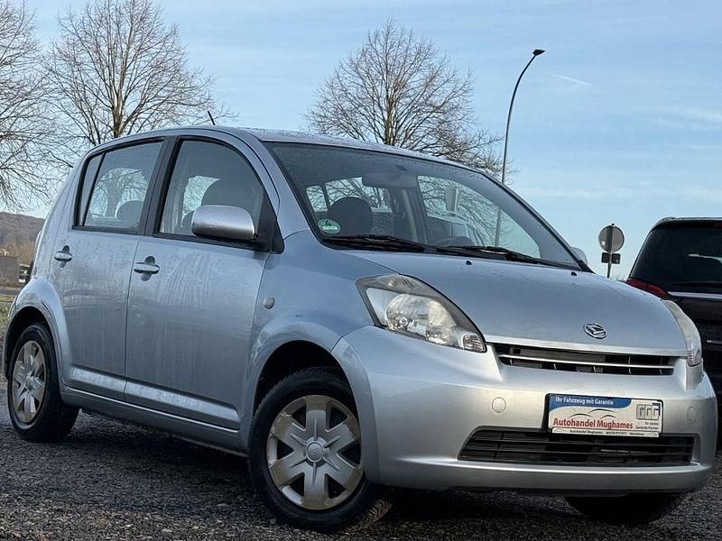 Gebraucht Daihatsu Sirion 87 PS (63 kW) 2006 Grau Kleinwagen
