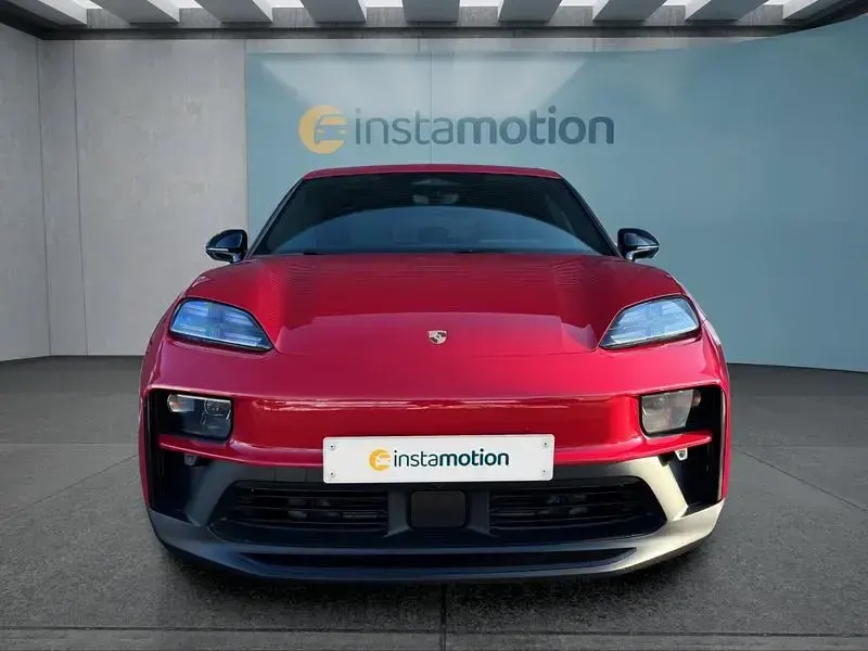 Gebraucht Porsche Macan 419 kW (571 PS) 2026 Rot SUV