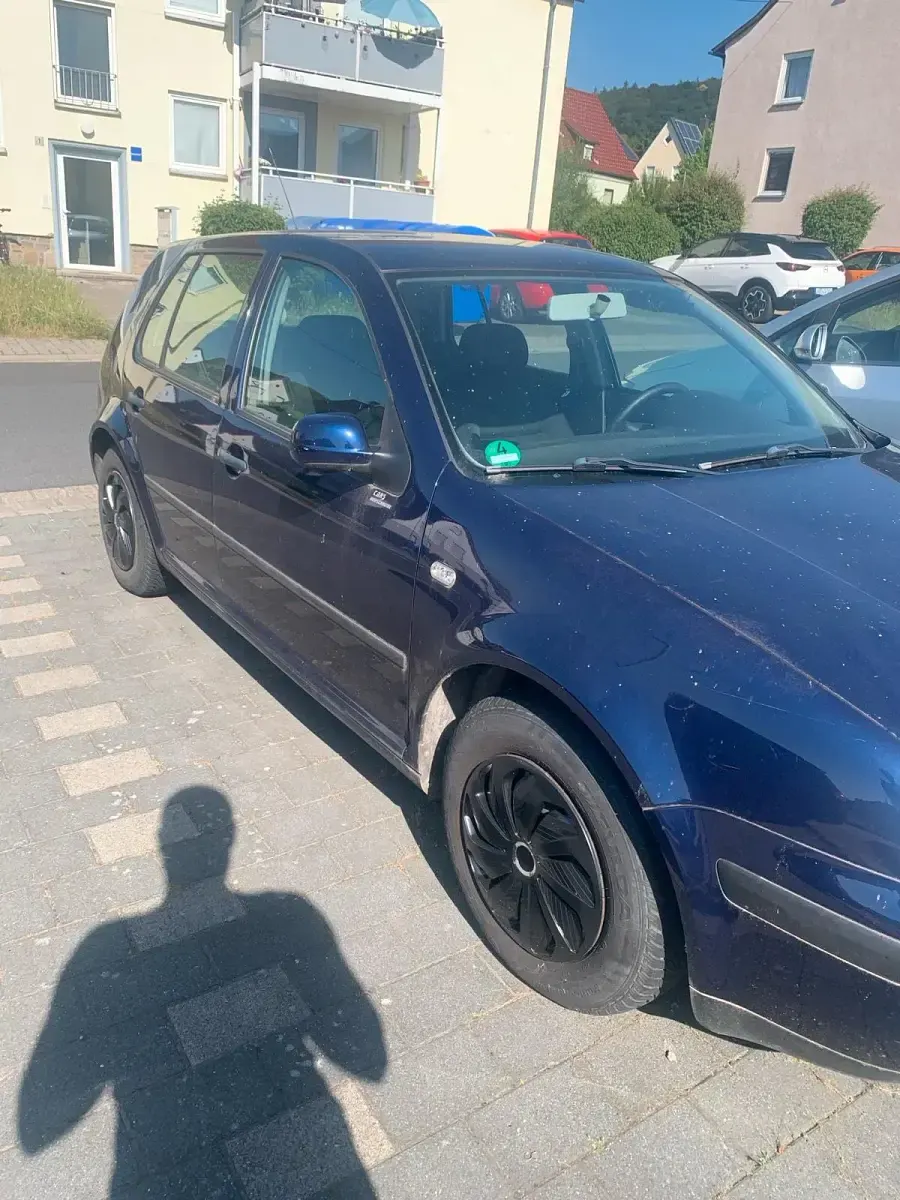 Gebraucht VW Golf IV Basis 75 PS (55 kW) 2001 Blau Kleinwagen