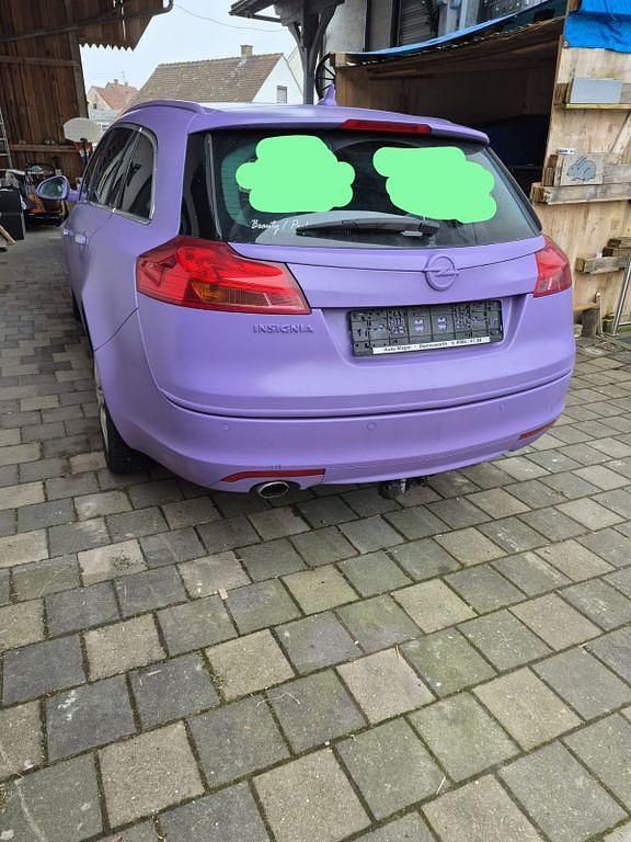 Gebraucht Opel Insignia Edition 140 PS (102 kW) 2009 Violet Kombi