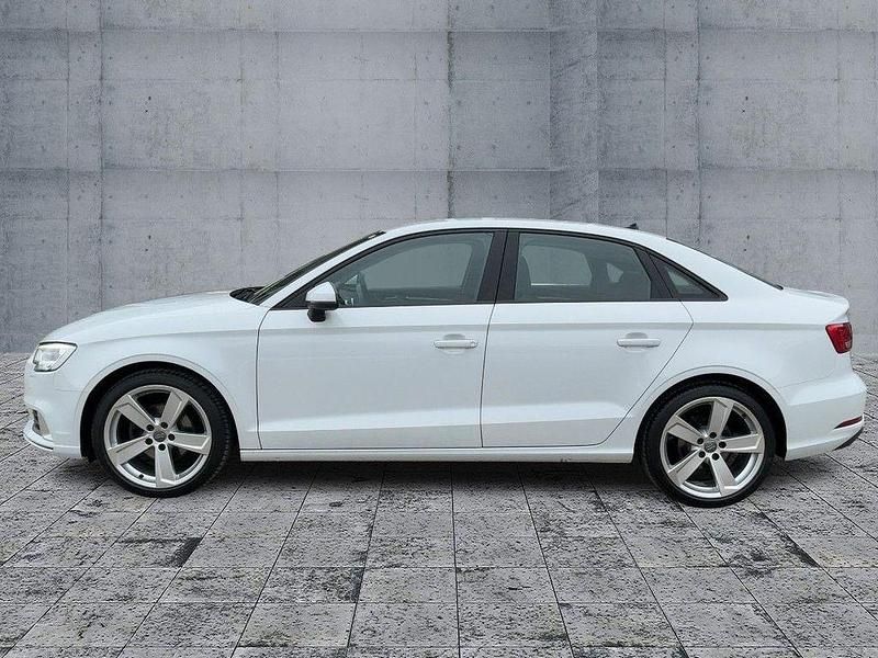 Gebraucht Audi A3 Sport 116 PS (85 kW) 2018 Weiß Limousine