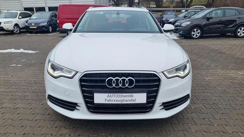 Gebraucht Audi A6 Comfort 190 PS (139 kW) 2014 Weiß Kombi
