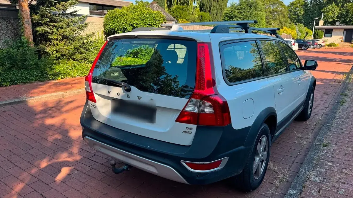 Gebraucht Volvo XC70 185 PS (136 kW) 2008 Weiß Kombi