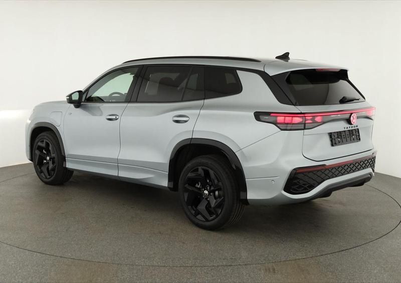 Neu VW Tayron R-line 204 PS (150 kW) 2026 Oyster silver metallic SUV