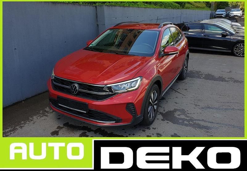 Rot Gebraucht 2023 VW Taigo Life SUV | 16.930 € (Superpreis) - Bild 1/4