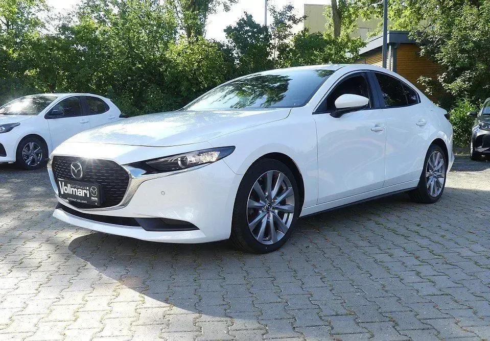 Gebraucht Mazda 3 Selection 122 PS (89 kW) 2019 Weiß Limousine