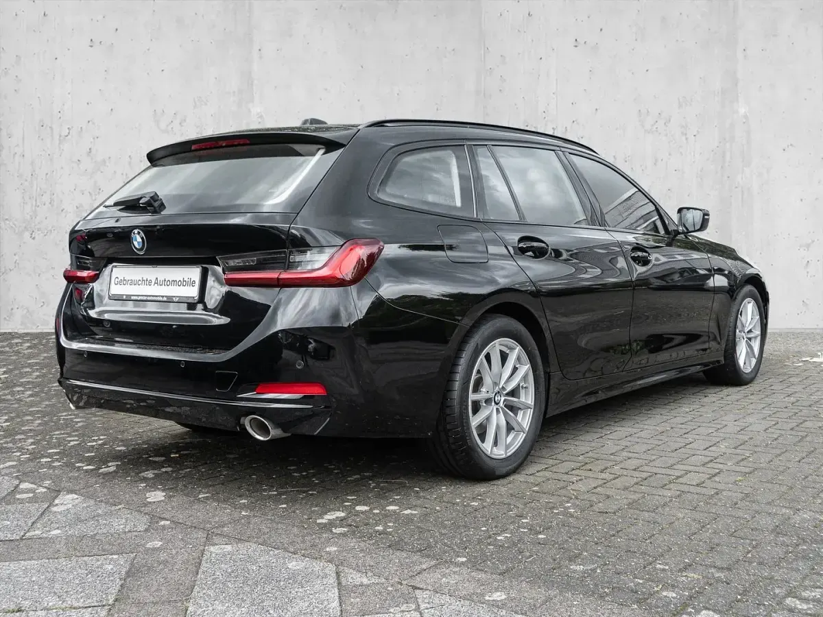 Gebraucht BMW 318 Shadowline 156 PS (114 kW) 2022 Schwarz Kombi