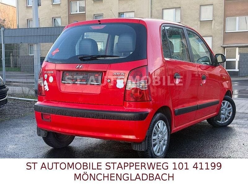 Gebraucht Hyundai Atos 63 PS (46 kW) 2007 Rot Kleinwagen