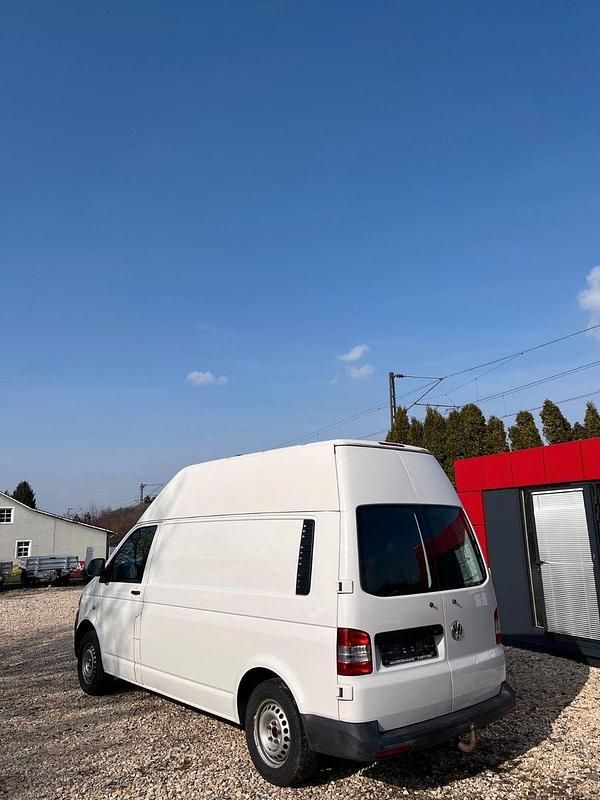 Gebraucht VW Transporter 140 PS (102 kW) 2015 Weiß Van