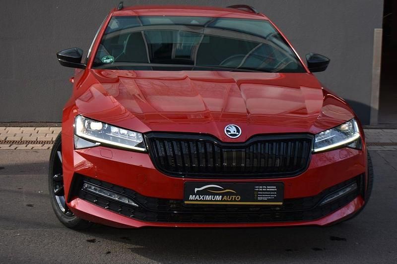 Gebraucht Skoda Superb SportLine 190 PS (139 kW) 2022 Rot Limousine