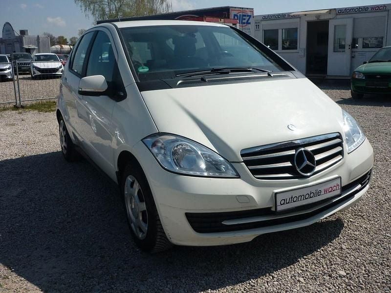 Second-hand Mercedes A160 95 CP (69 kW) 2012 Alb Berlinǎ