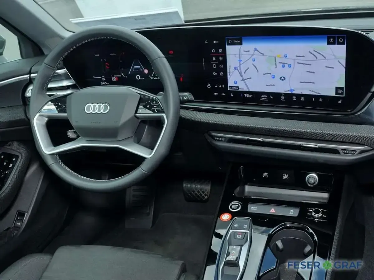 Gebraucht Audi A5 Business 204 PS (150 kW) 2025 Chronosgrau metallic Kombi