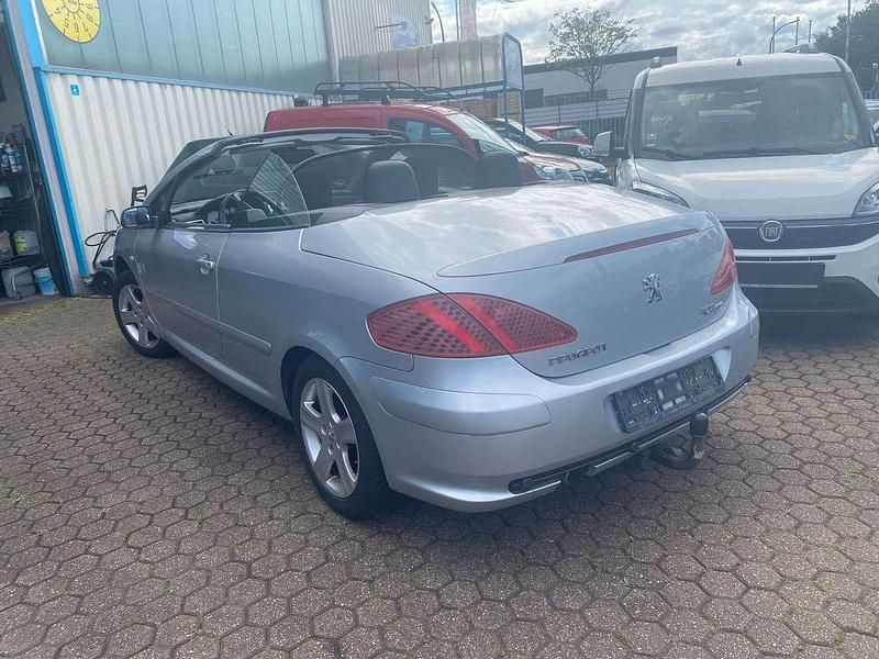 Gebraucht Peugeot 307 CC Basis 136 PS (100 kW) 2005 Silber Cabrio