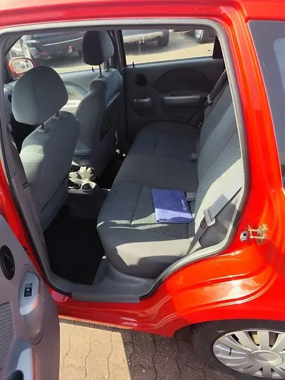 Gebraucht Chevrolet Kalos SX 94 PS (69 kW) 2005 Rot Limousine