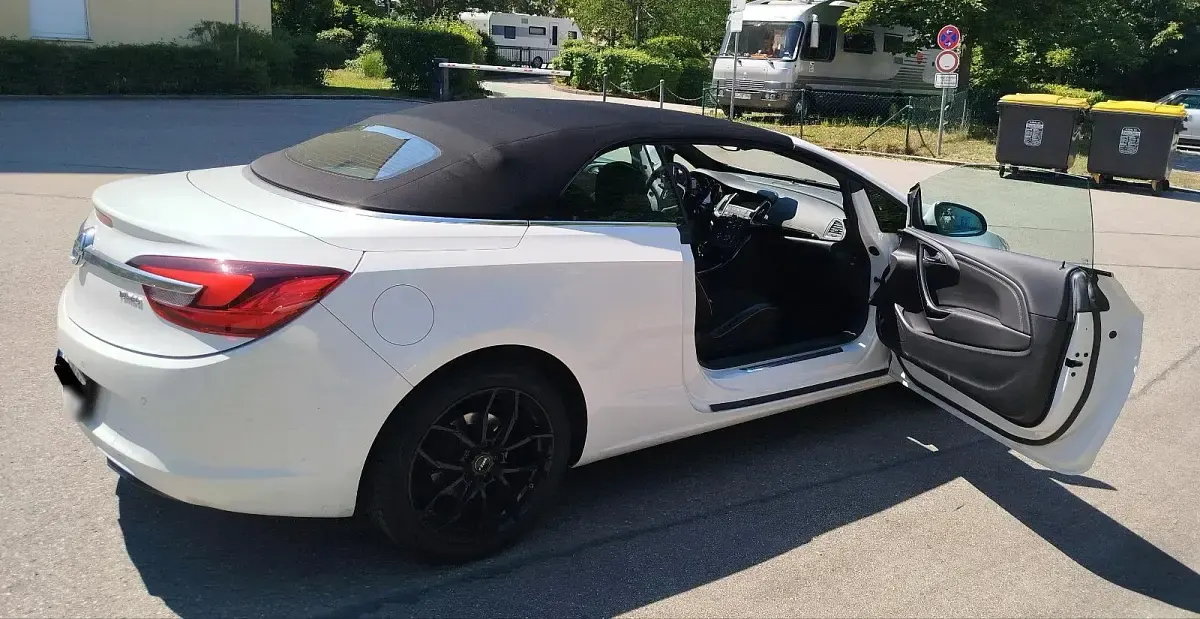 Gebraucht Opel Cascada 170 PS (125 kW) 2014 Weiß Cabrio