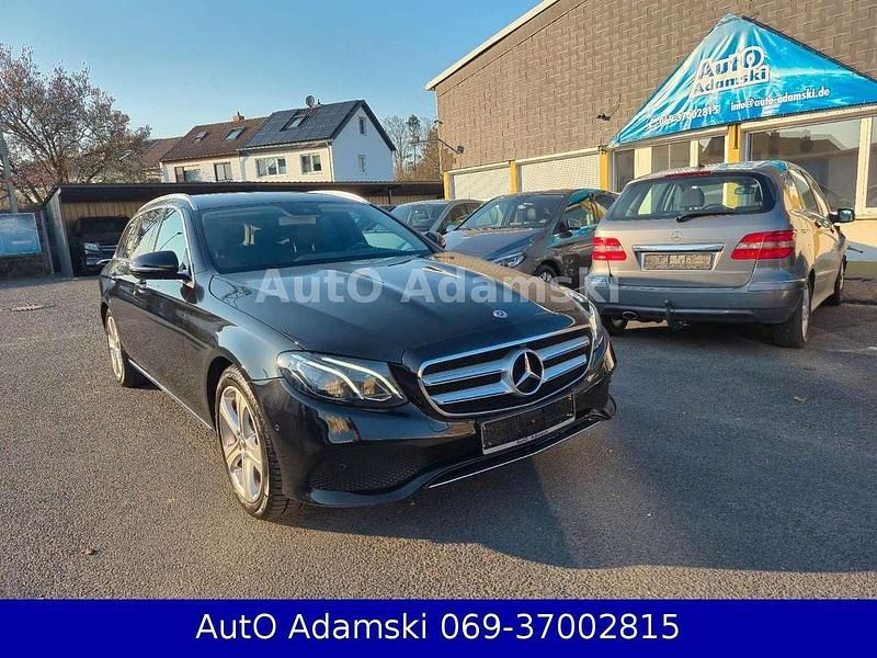 Gebraucht Mercedes E200 Avantgarde 150 PS (110 kW) 2017 Obsidian Kombi