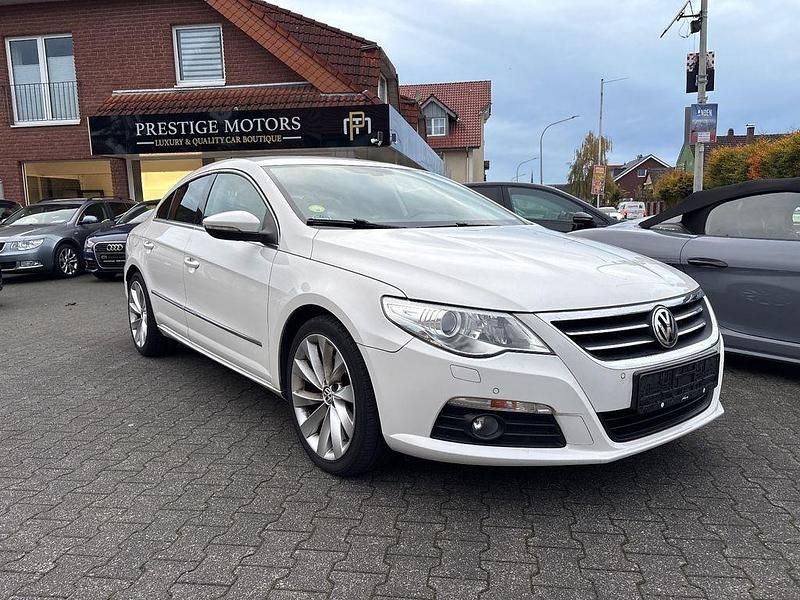 Weiß Gebraucht 2009 VW Passat Basis Limousine | 4.990 € (Etwas zu teuer) - Bild 1/4