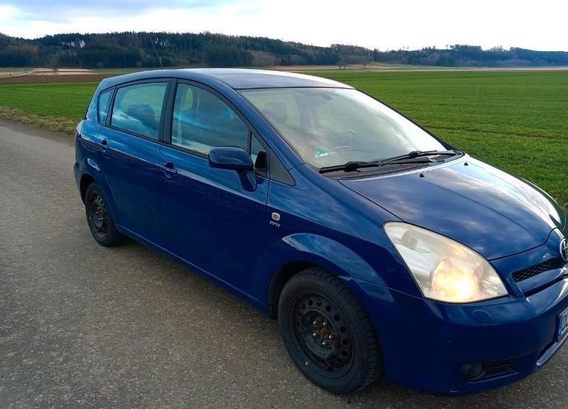 Blau Gebraucht 2005 Toyota Corolla Verso Van / Kleinbus | 4.490 € - Bild 1/4