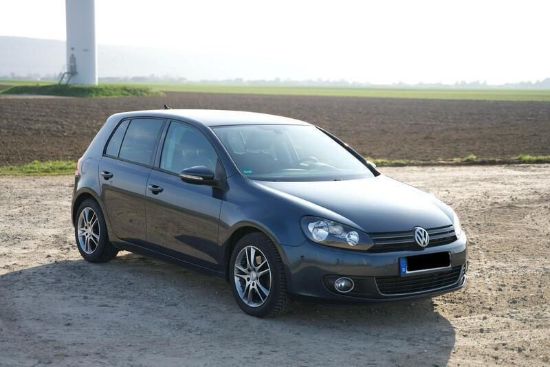 Blau Gebraucht 2009 VW Golf VI Highline Limousine | 8.880 € (Etwas zu teuer) - Bild 1/4