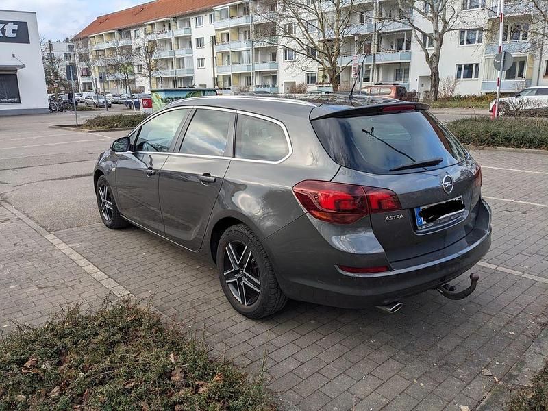 Gebraucht Opel Astra Eco 120 PS (88 kW) 2012 Kombi