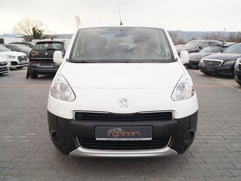 Gebraucht Peugeot Partner Tepee Active 115 PS (84 kW) 2013 Weiß Van / Kleinbus