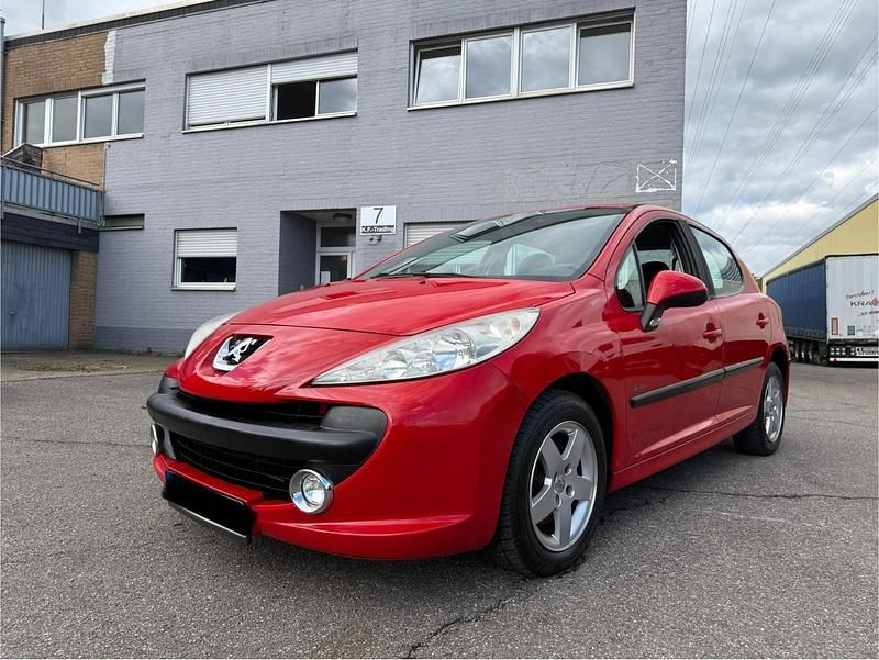 Rot Gebraucht 2009 Peugeot 207 Kleinwagen | 1.490 € (Guter Preis) - Bild 1/4