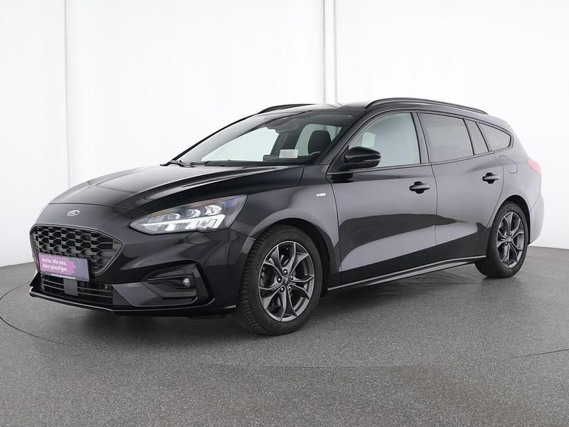 Obsidian schwarz Gebraucht 2021 Ford Focus ST-Line Kombi | 14.584 € (Fairer Preis) - Bild 1/4