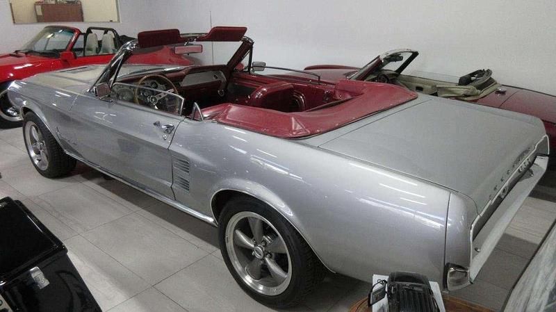 Gebraucht Ford Mustang Convertible 224 PS (164 kW) 1967 Silver frost Cabrio