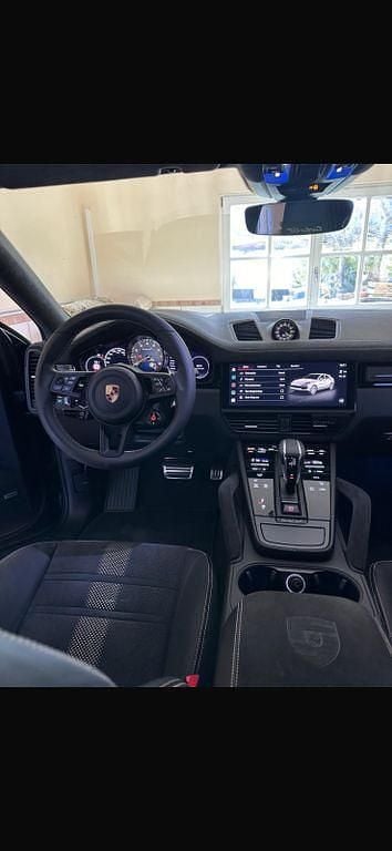 Gebraucht Porsche Cayenne Turbo GT 640 PS (470 kW) 2023 Schwarz SUV