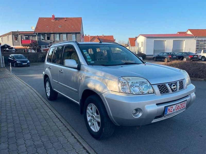Gebraucht Nissan X-Trail Comfort 136 PS (100 kW) 2007 Silber SUV