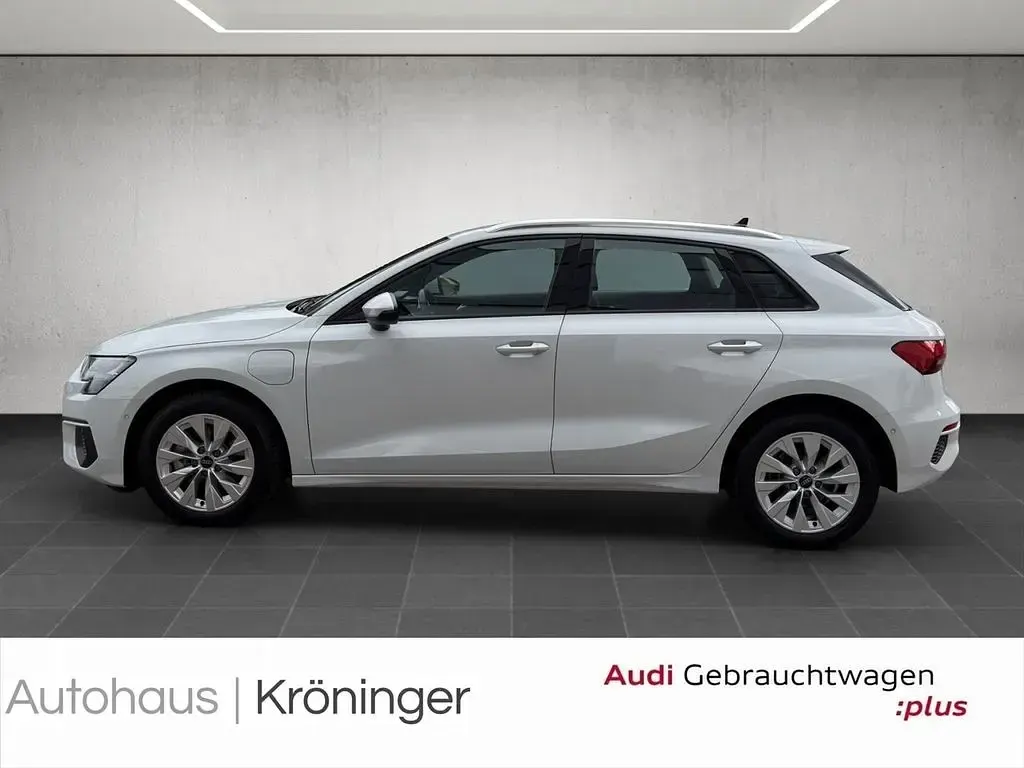 Gebraucht Audi A3 Business 204 PS (150 kW) 2024 Weiß Limousine