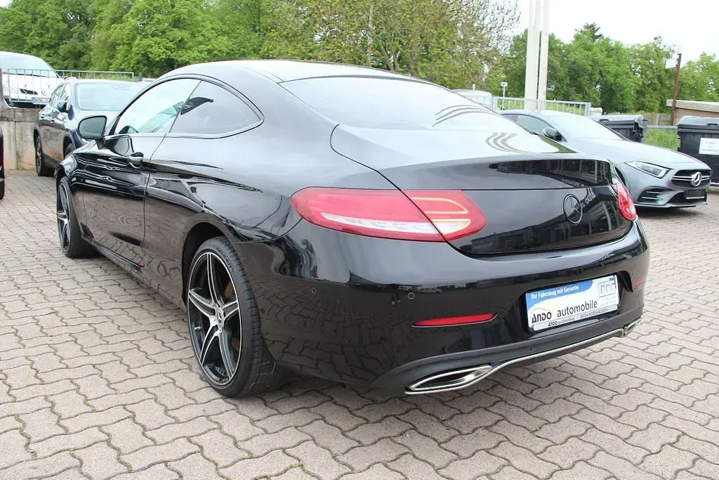 Gebraucht Mercedes C200 184 PS (135 kW) 2017 Schwarz Coupé