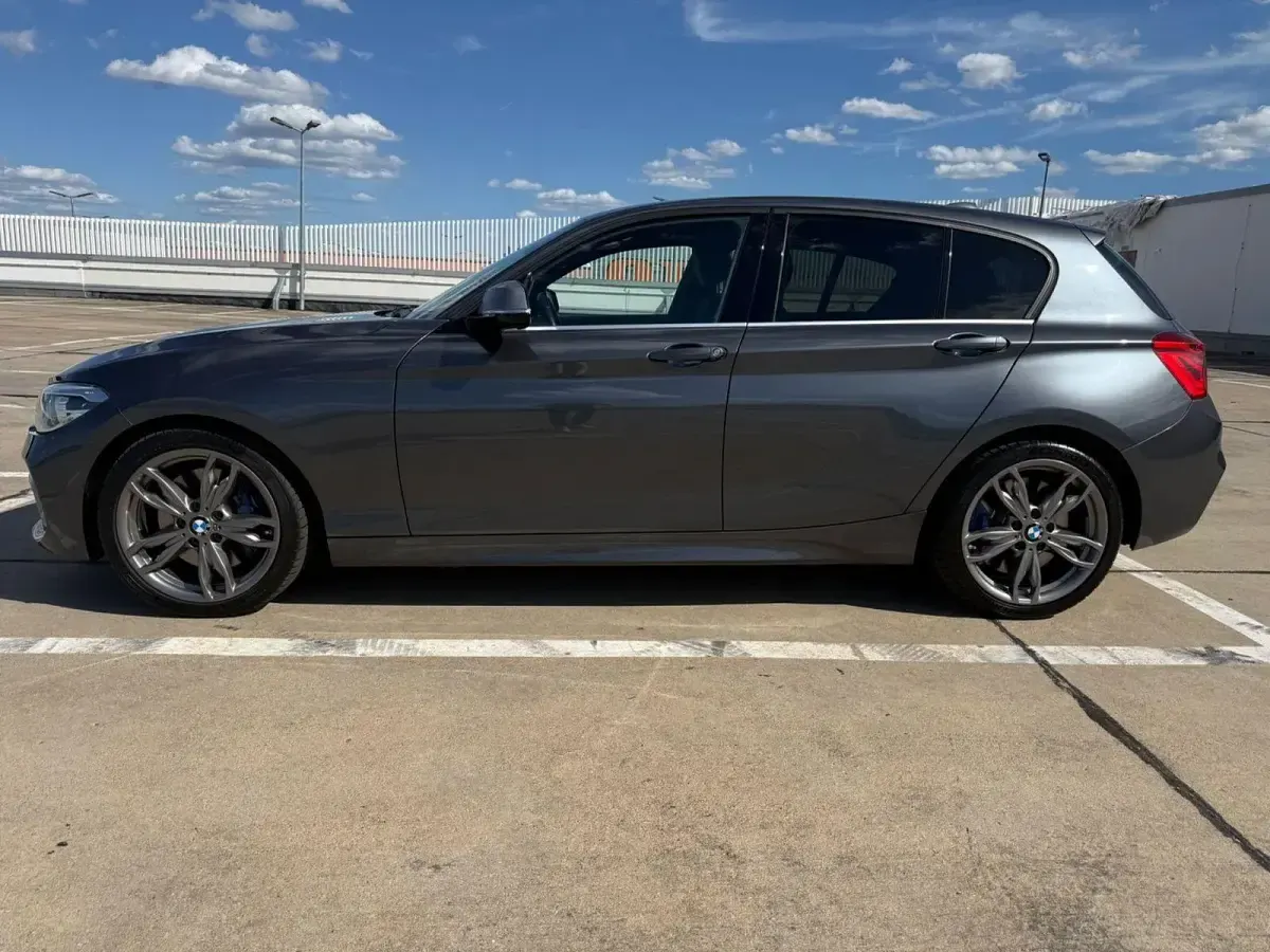 Gebraucht BMW M135 M Sport 326 PS (239 kW) 2015 Grau Kleinwagen