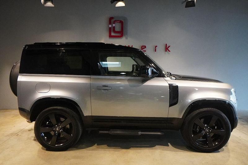Gebraucht Land Rover Defender 525 PS (386 kW) 2023 Ultimate black SUV