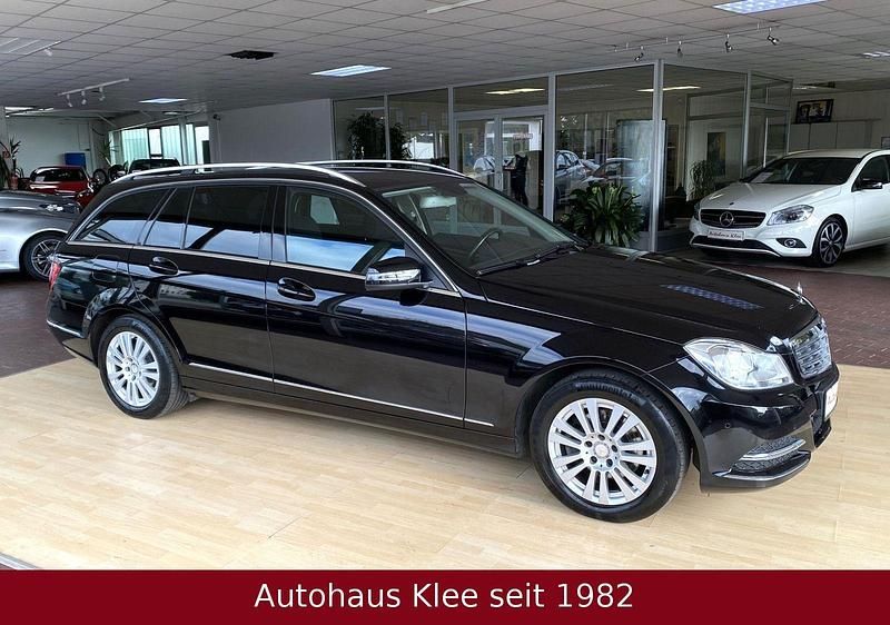 Gebraucht Mercedes C200 Elegance 184 PS (135 kW) 2013 Schwarz Kombi
