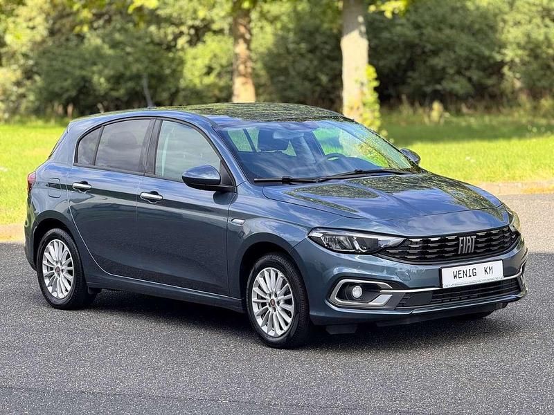 Gebraucht Fiat Tipo Life 101 PS (74 kW) 2021 Blau Limousine